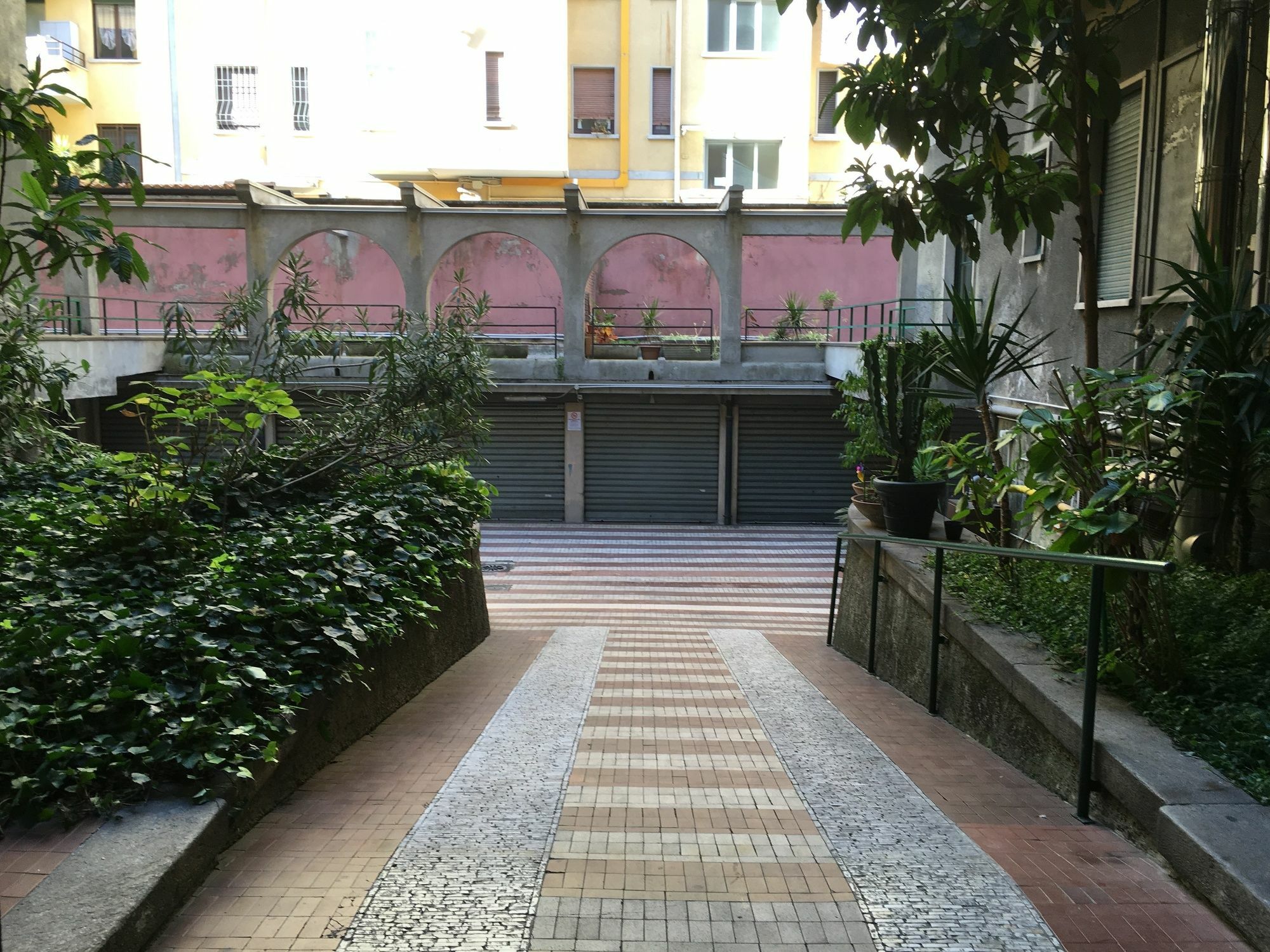 Soperga Guesthouse Milano Exteriör bild
